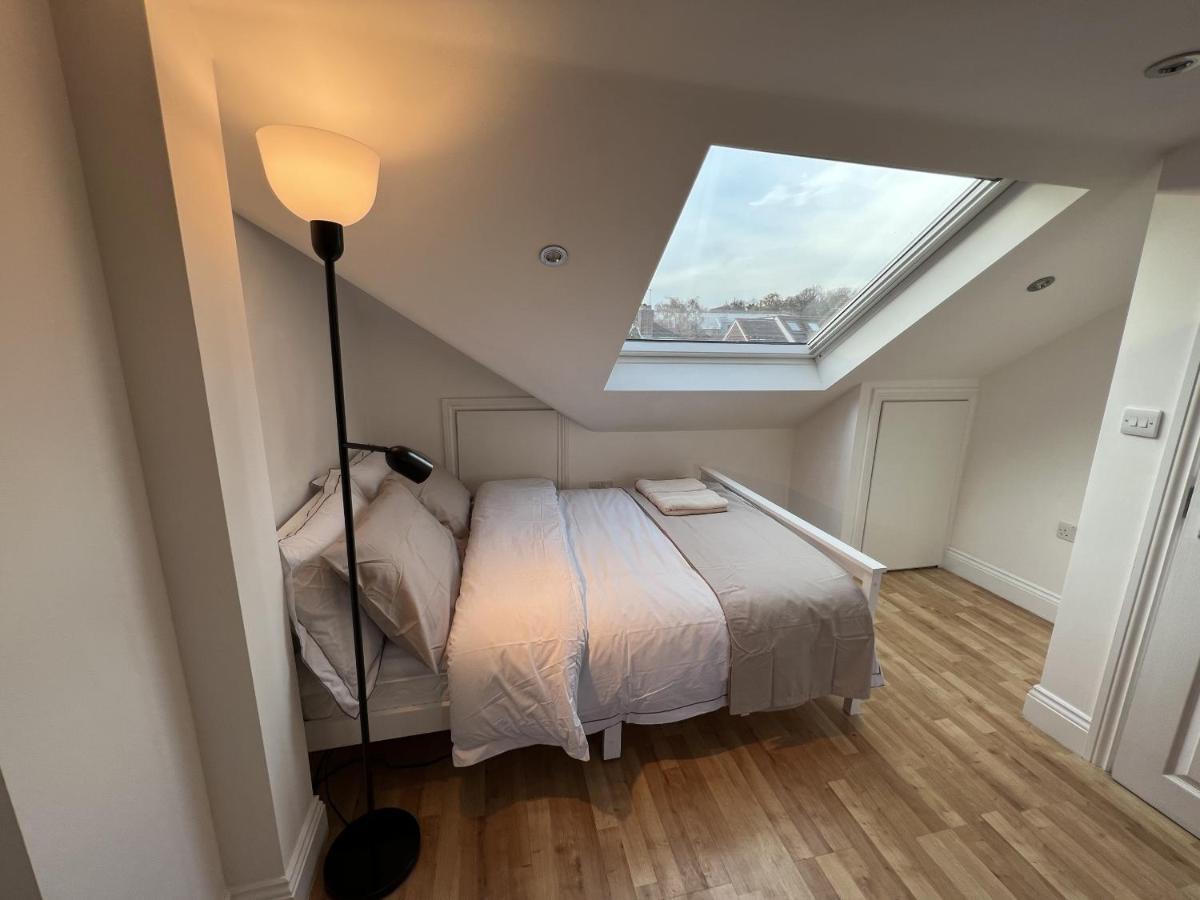 מלון Hanwell 4 Wharncliffe Drive מראה חיצוני תמונה