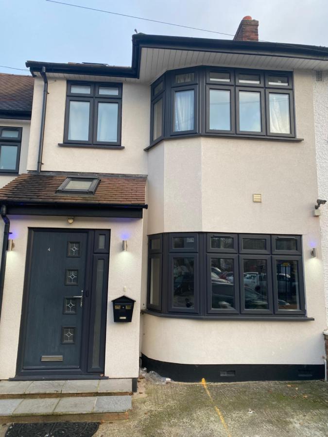 מלון Hanwell 4 Wharncliffe Drive מראה חיצוני תמונה